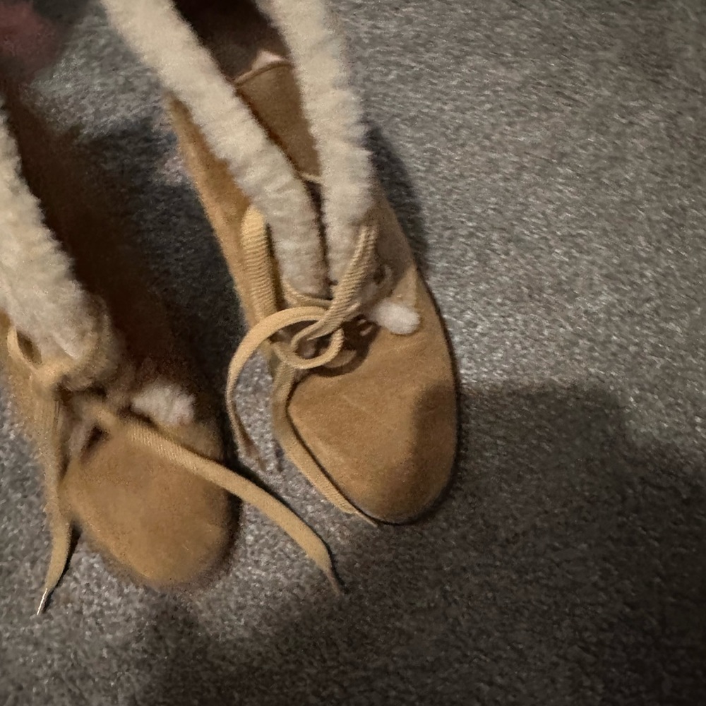 Coach Almost New Jamie Boots Sz 7B - Picture 7 of 11